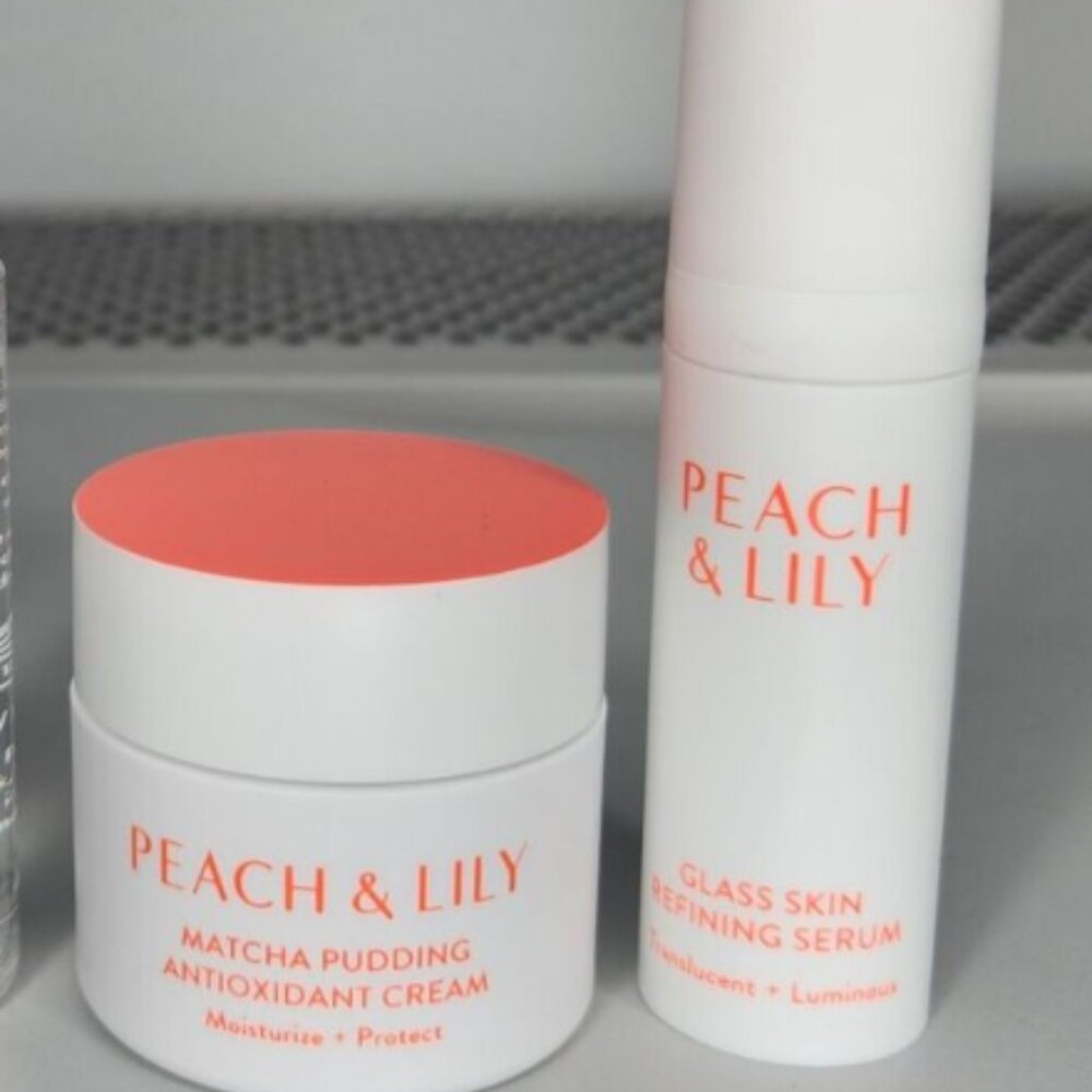 BUNDLE Peach & Lily Matcha Pudding Antioxidant Cream AND Glass Skin Serum
